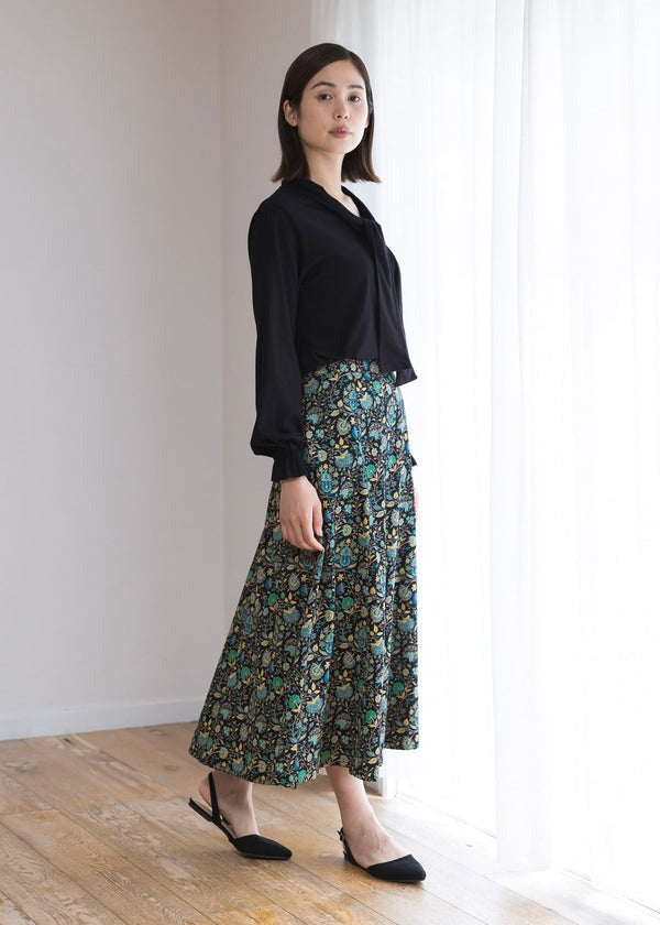 People Tree V&A 聯名有機棉緞面 Yasmin 傘狀長裙