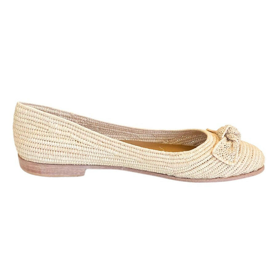 Proud Mary Footwear 摩洛哥手工大蝴蝶結編織平底鞋 - 自然色