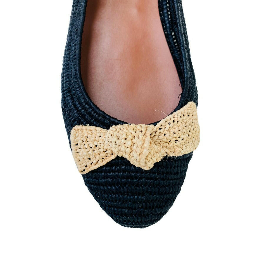 Proud Mary Footwear 摩洛哥手工大蝴蝶結編織平底鞋 - 黑