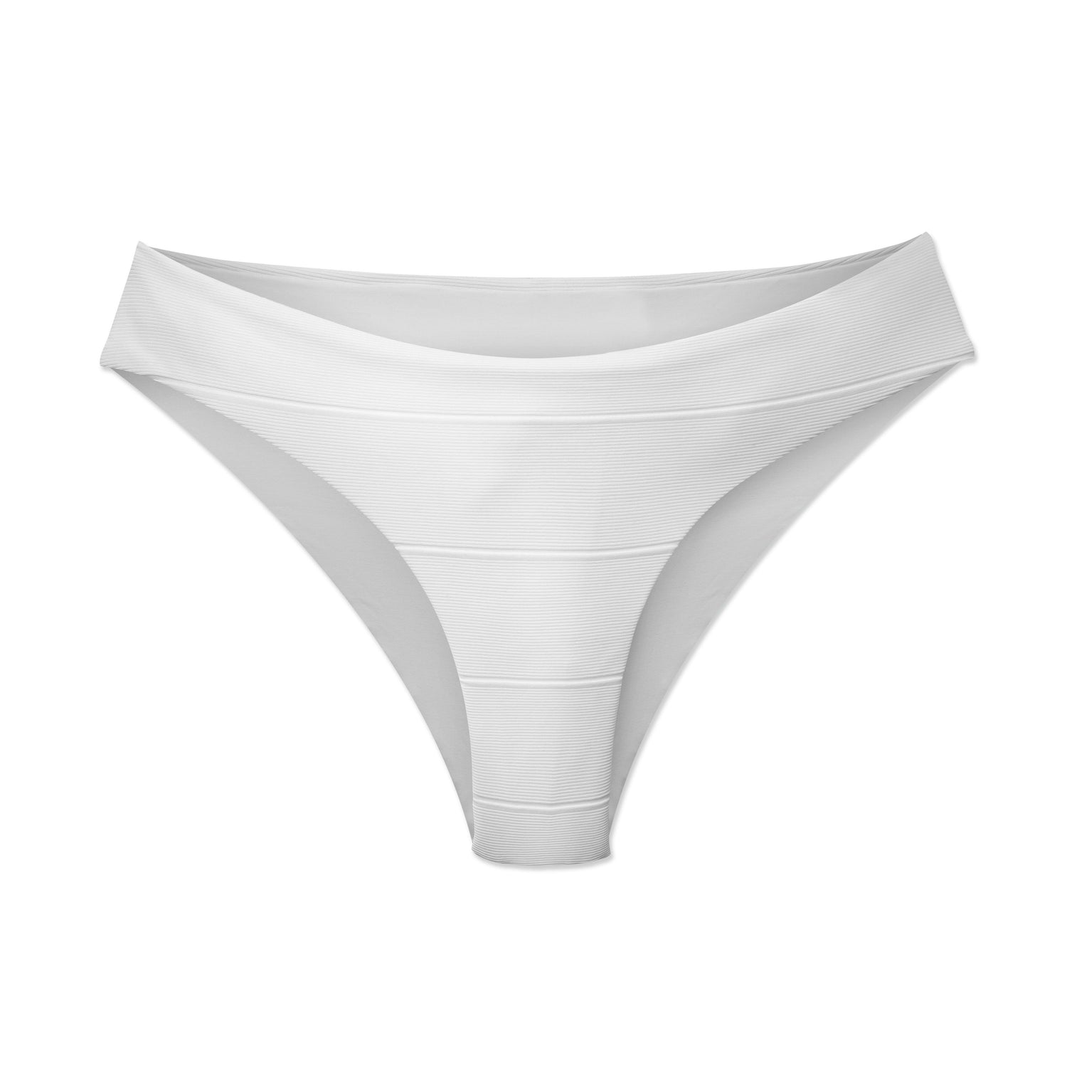 Luxe Yacht Kelsea 經典比基尼下身是比基尼系列中不可或缺的基礎單品,無論搭配任何上衣都兼具舒適與時尚感。