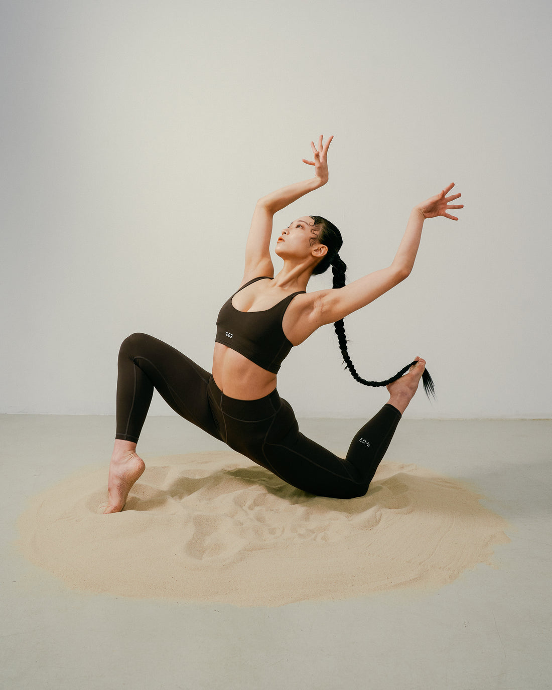 9:02  Crystal Top 細肩帶單雙設計Bratop-ESPRESSO