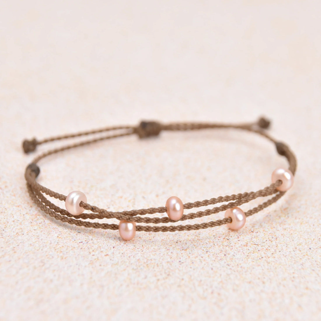 Tula Blue Riptide 極簡珍珠防水繩手鍊