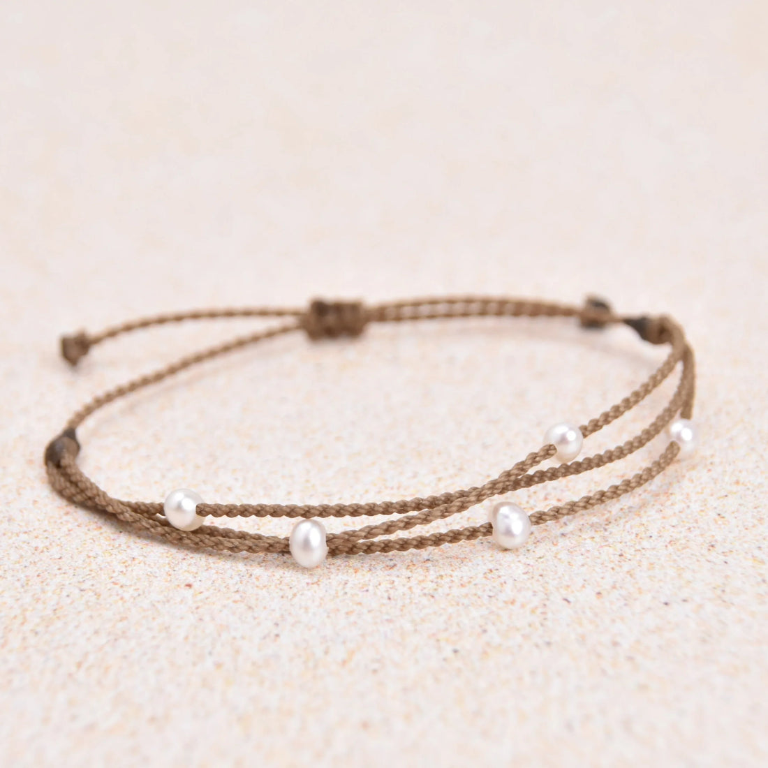 Tula Blue Riptide 極簡珍珠防水繩手鍊