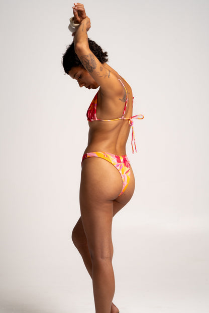 WET 熱浪潮光 - Devyn Top 隨心搭比基尼上身 扶桑焰舞