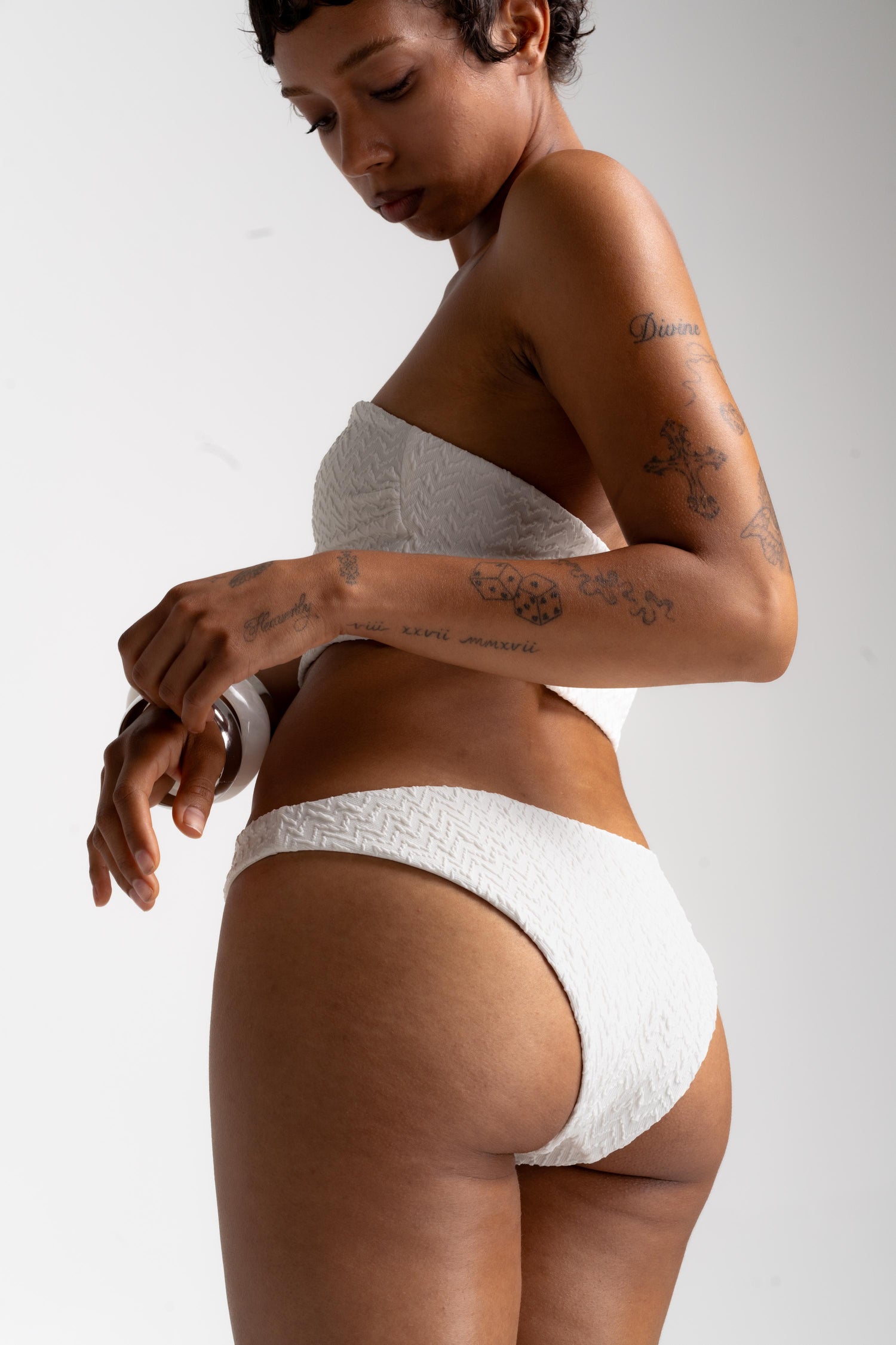 WET 曦光流影 - Rya Bottom 經典比基尼下身 曙霧白