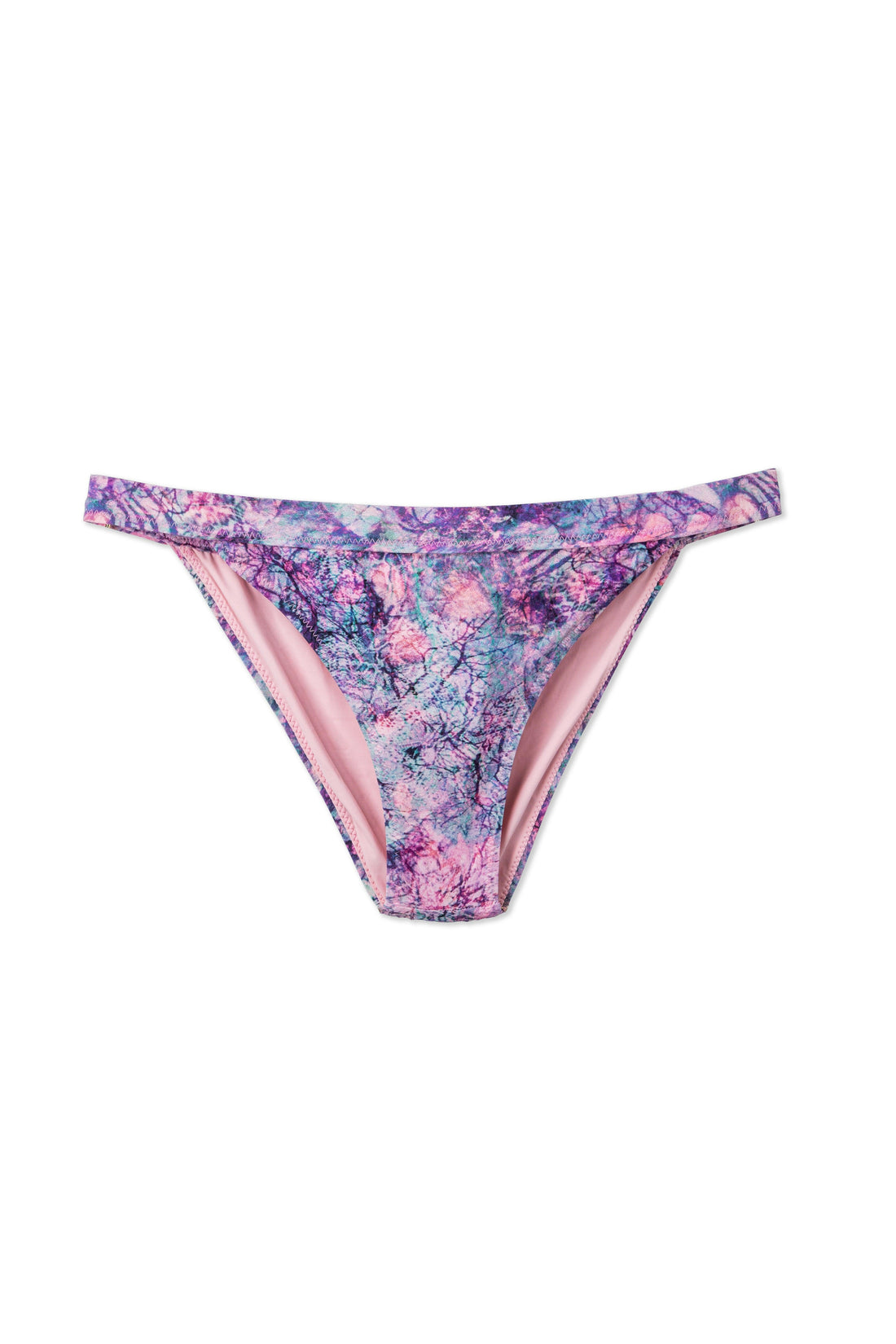 Pretty In Pastel Lily 經典比基尼下身為極簡迷你剪裁，完美呼應當代泳裝潮流。